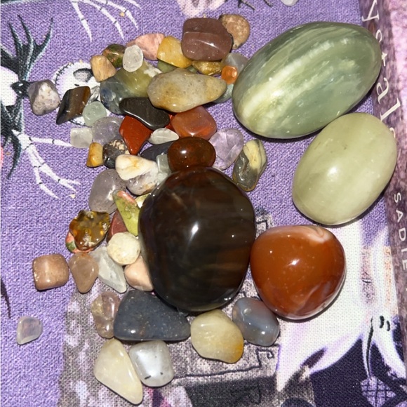 Assorted Polished Gemstones Collection - Picture 1 of 2